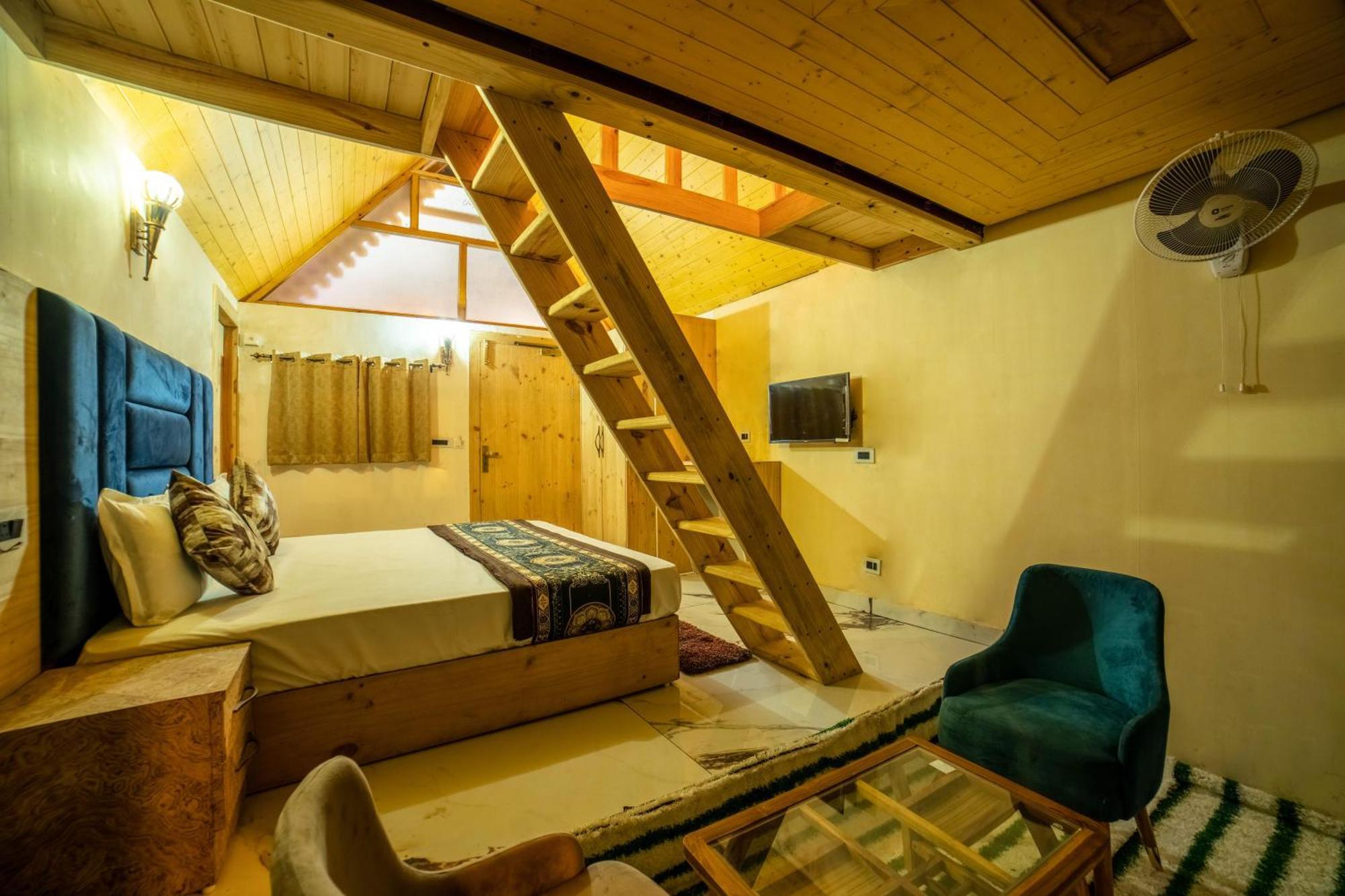 Mudras Grove Resort, Нейнитал Екстериор снимка